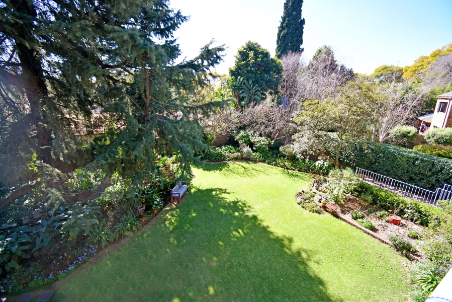 2 Bedroom Property for Sale in Waverley Gauteng
