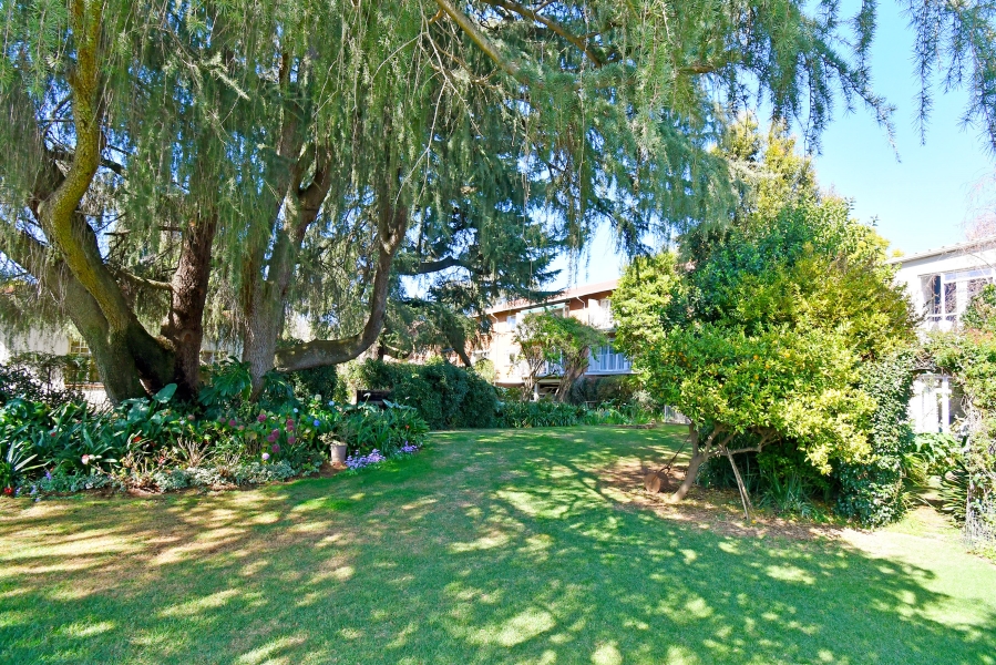 2 Bedroom Property for Sale in Waverley Gauteng