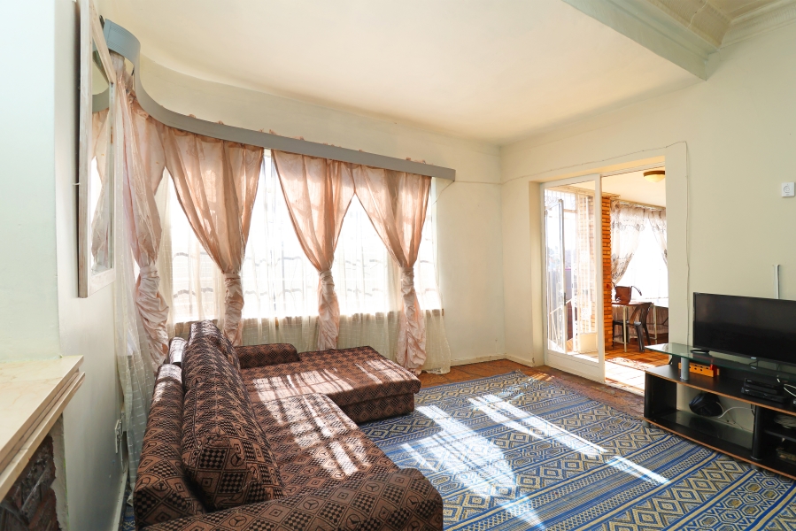 2 Bedroom Property for Sale in Westdene Gauteng