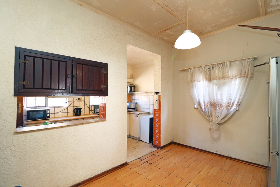 2 Bedroom Property for Sale in Westdene Gauteng