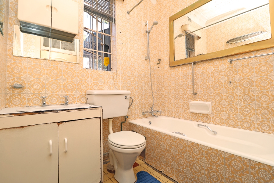 2 Bedroom Property for Sale in Westdene Gauteng