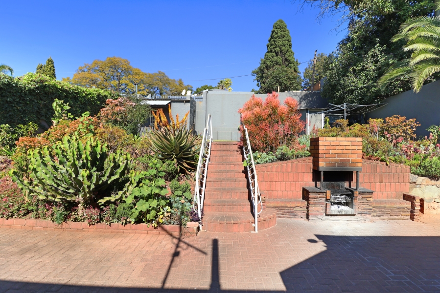 2 Bedroom Property for Sale in Westdene Gauteng