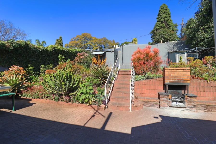 2 Bedroom Property for Sale in Westdene Gauteng