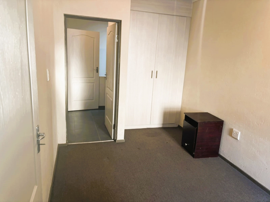 3 Bedroom Property for Sale in Honeydew Grove Gauteng