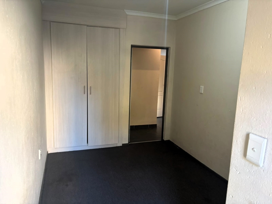 3 Bedroom Property for Sale in Honeydew Grove Gauteng