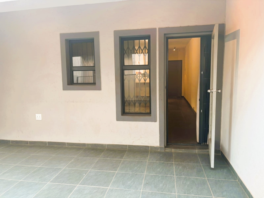 3 Bedroom Property for Sale in Honeydew Grove Gauteng