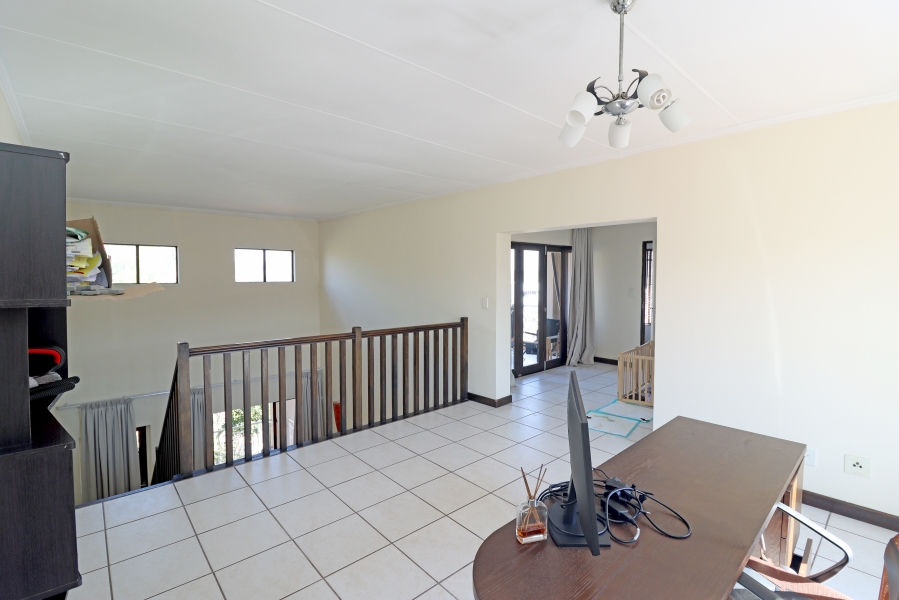 To Let 2 Bedroom Property for Rent in Sunninghill Gauteng