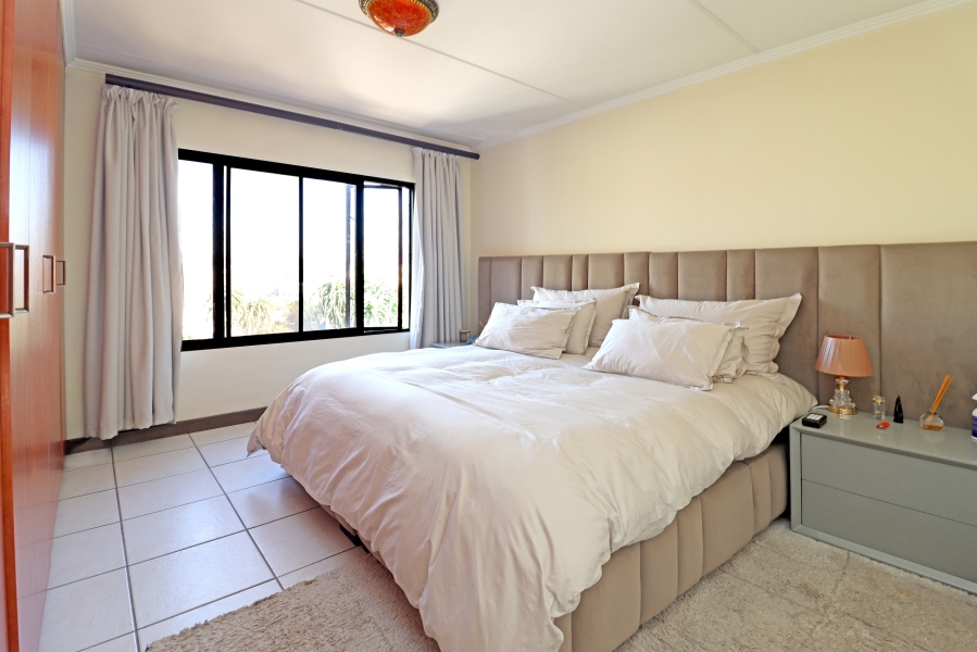 To Let 2 Bedroom Property for Rent in Sunninghill Gauteng