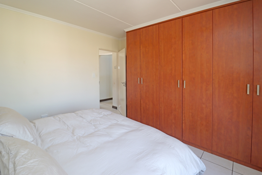 To Let 2 Bedroom Property for Rent in Sunninghill Gauteng