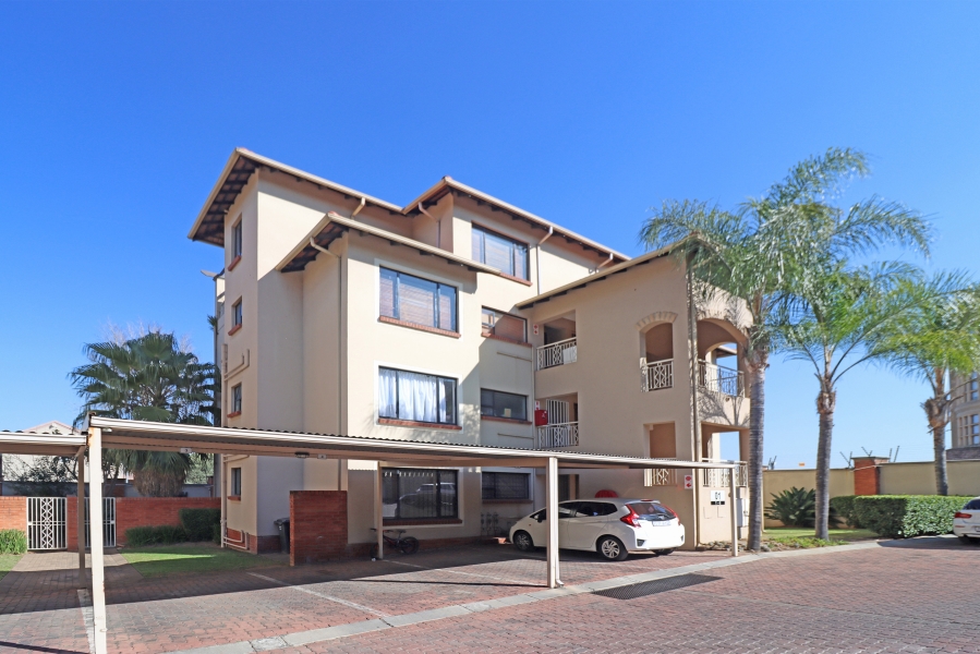 To Let 2 Bedroom Property for Rent in Sunninghill Gauteng