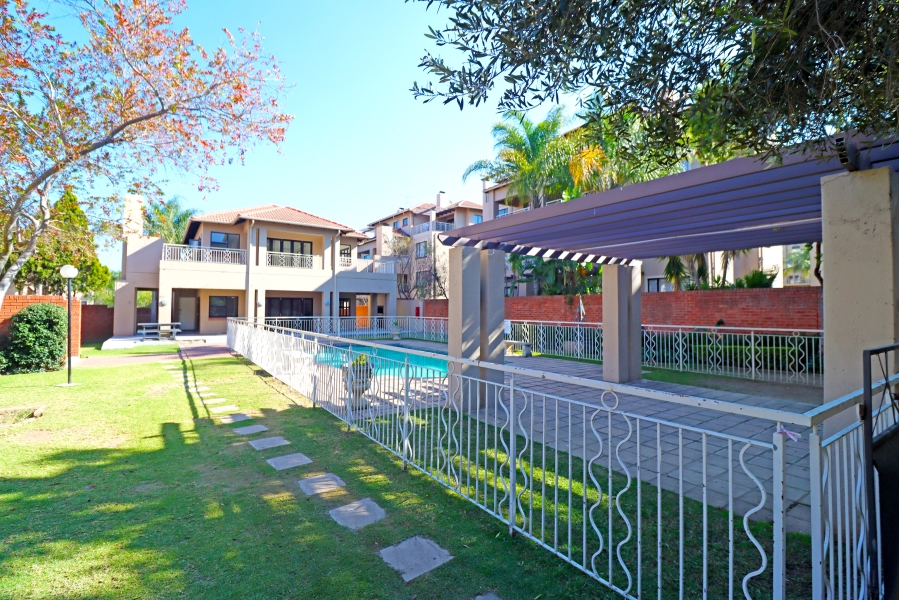 To Let 2 Bedroom Property for Rent in Sunninghill Gauteng
