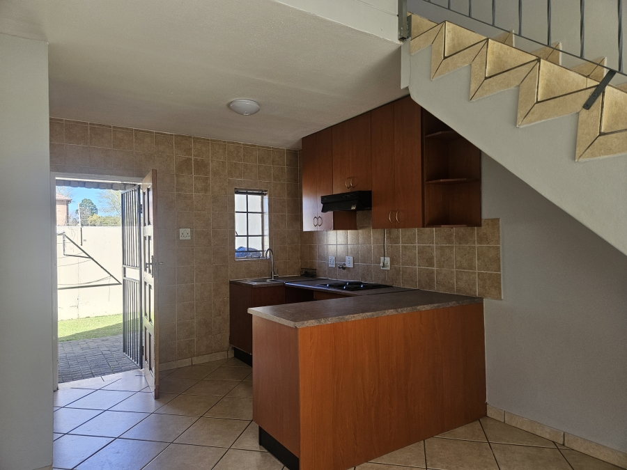 3 Bedroom Property for Sale in Illiondale Gauteng