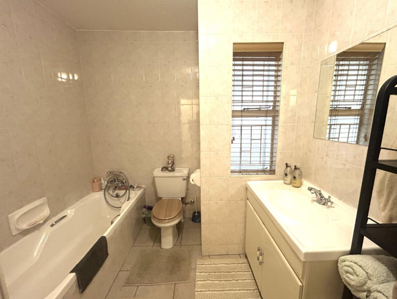 2 Bedroom Property for Sale in Glenvista Gauteng