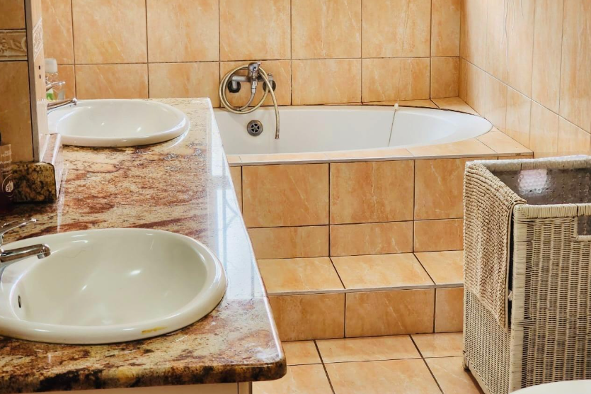 3 Bedroom Property for Sale in Glenvista Gauteng