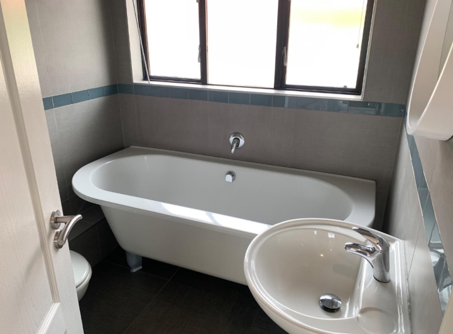 2 Bedroom Property for Sale in Glenvista Gauteng