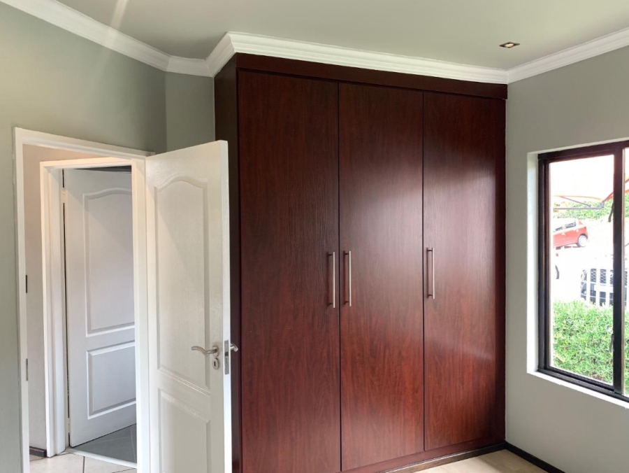 2 Bedroom Property for Sale in Glenvista Gauteng