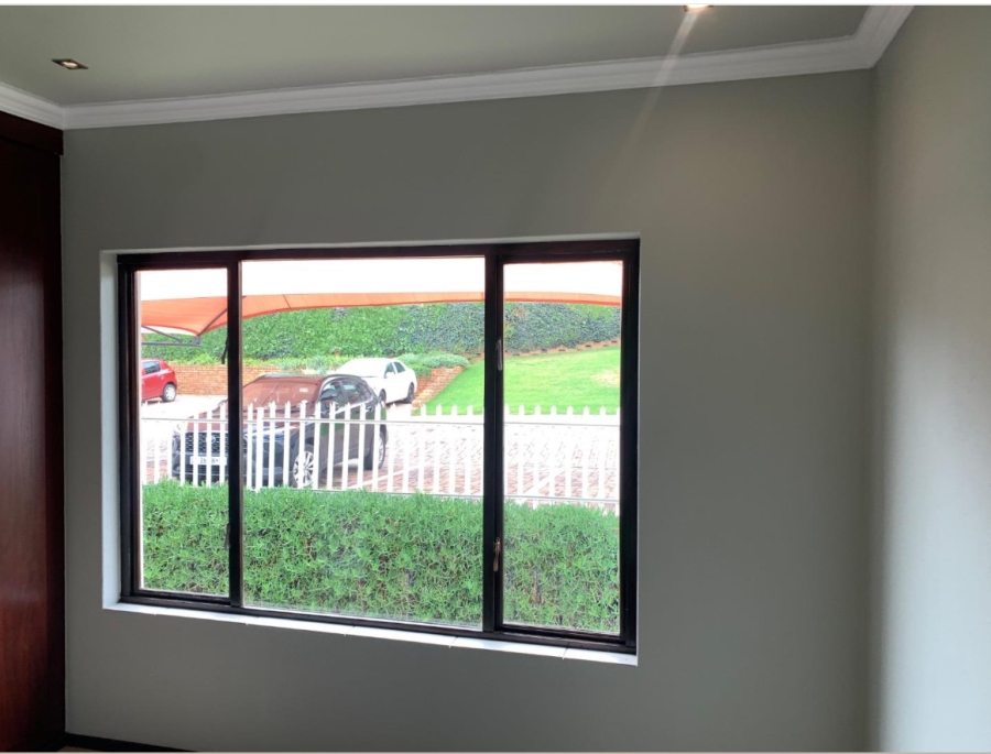 2 Bedroom Property for Sale in Glenvista Gauteng