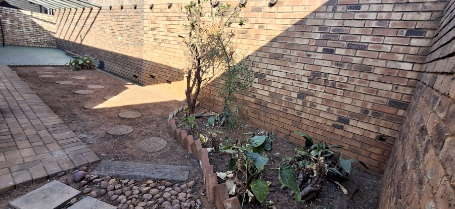 3 Bedroom Property for Sale in Magalieskruin Gauteng