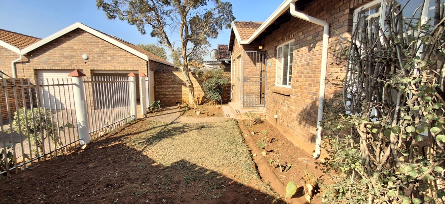 3 Bedroom Property for Sale in Magalieskruin Gauteng