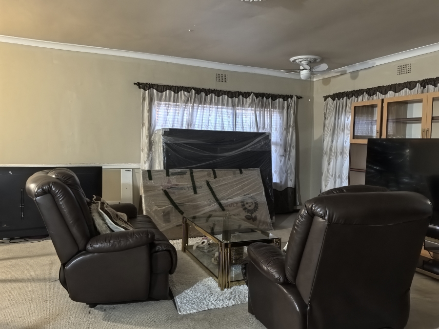 8 Bedroom Property for Sale in Ferndale Gauteng