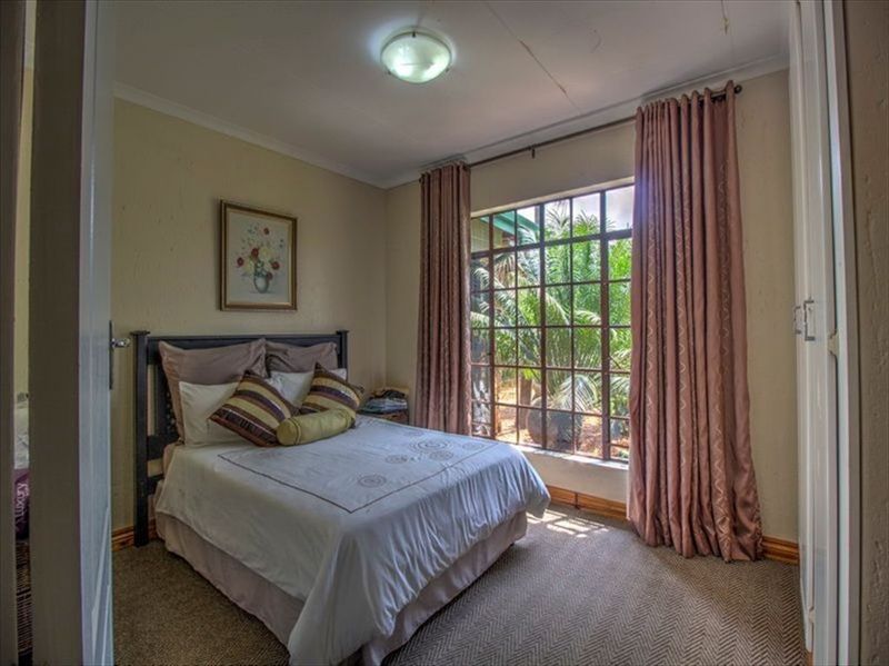 4 Bedroom Property for Sale in Bredell Gauteng
