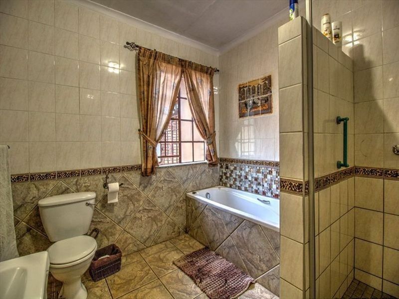 4 Bedroom Property for Sale in Bredell Gauteng