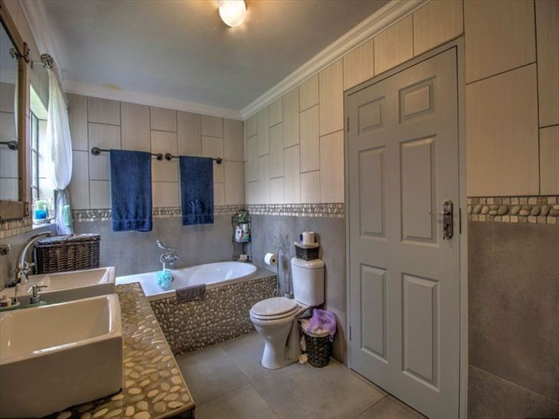 4 Bedroom Property for Sale in Bredell Gauteng