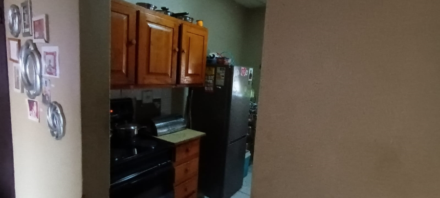 2 Bedroom Property for Sale in Elandspoort Gauteng