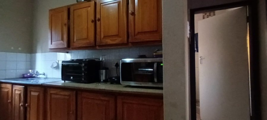 2 Bedroom Property for Sale in Elandspoort Gauteng