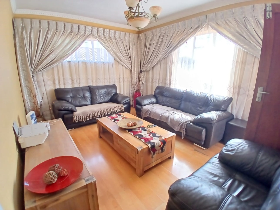 3 Bedroom Property for Sale in Kwaggasrand Gauteng