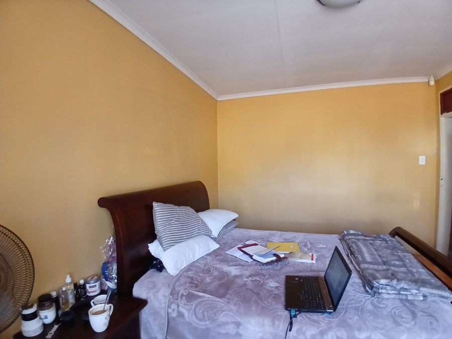 3 Bedroom Property for Sale in Kwaggasrand Gauteng