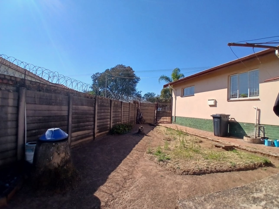 3 Bedroom Property for Sale in Kwaggasrand Gauteng