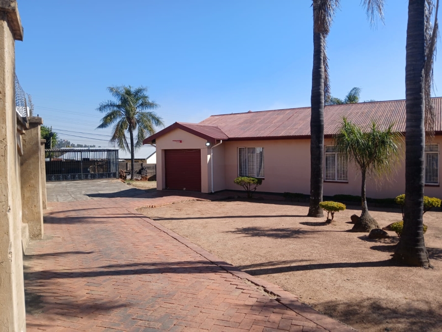 3 Bedroom Property for Sale in Kwaggasrand Gauteng
