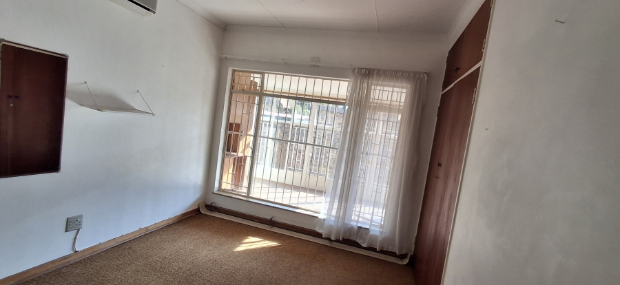 5 Bedroom Property for Sale in Florauna Gauteng