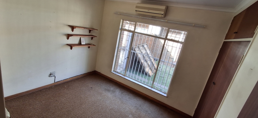 5 Bedroom Property for Sale in Florauna Gauteng