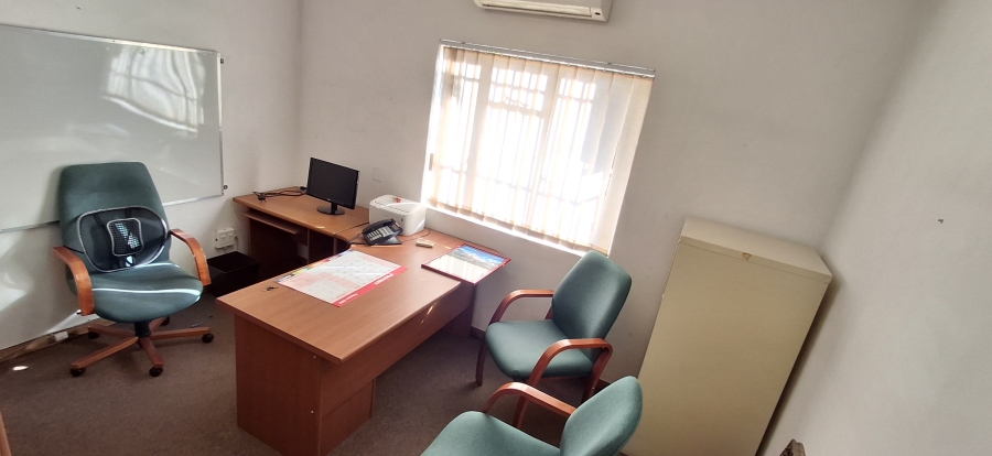 5 Bedroom Property for Sale in Florauna Gauteng