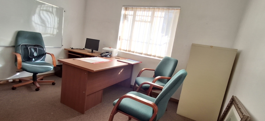 5 Bedroom Property for Sale in Florauna Gauteng