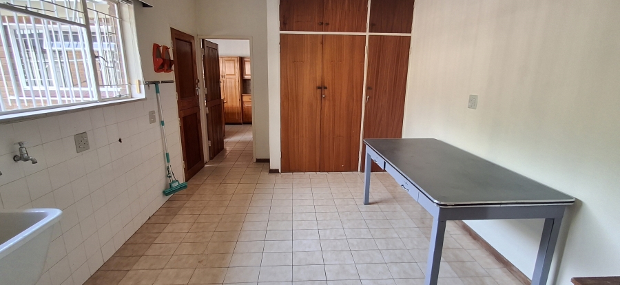 5 Bedroom Property for Sale in Florauna Gauteng