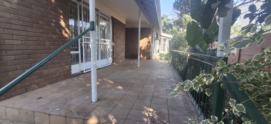 5 Bedroom Property for Sale in Florauna Gauteng