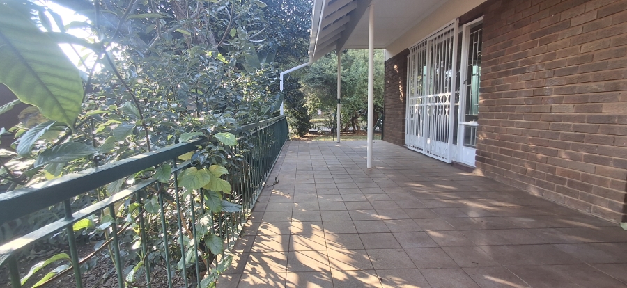 5 Bedroom Property for Sale in Florauna Gauteng