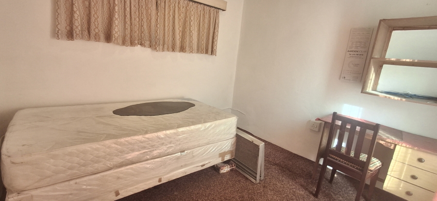 5 Bedroom Property for Sale in Florauna Gauteng