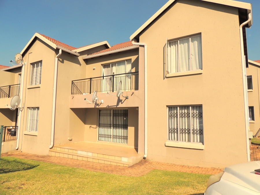 2 Bedroom Property for Sale in Willowbrook Gauteng