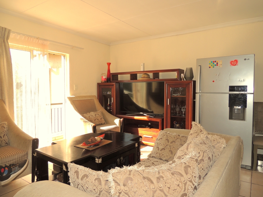 2 Bedroom Property for Sale in Willowbrook Gauteng