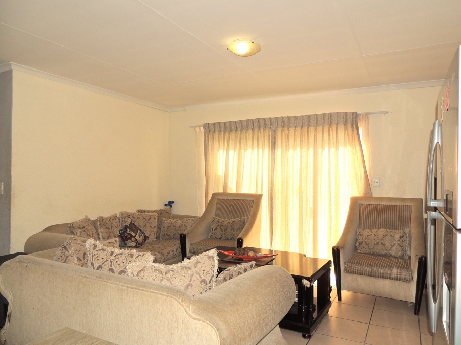 2 Bedroom Property for Sale in Willowbrook Gauteng