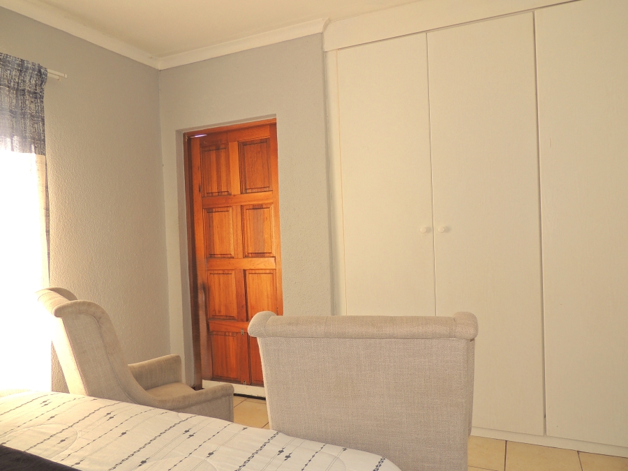 2 Bedroom Property for Sale in Willowbrook Gauteng