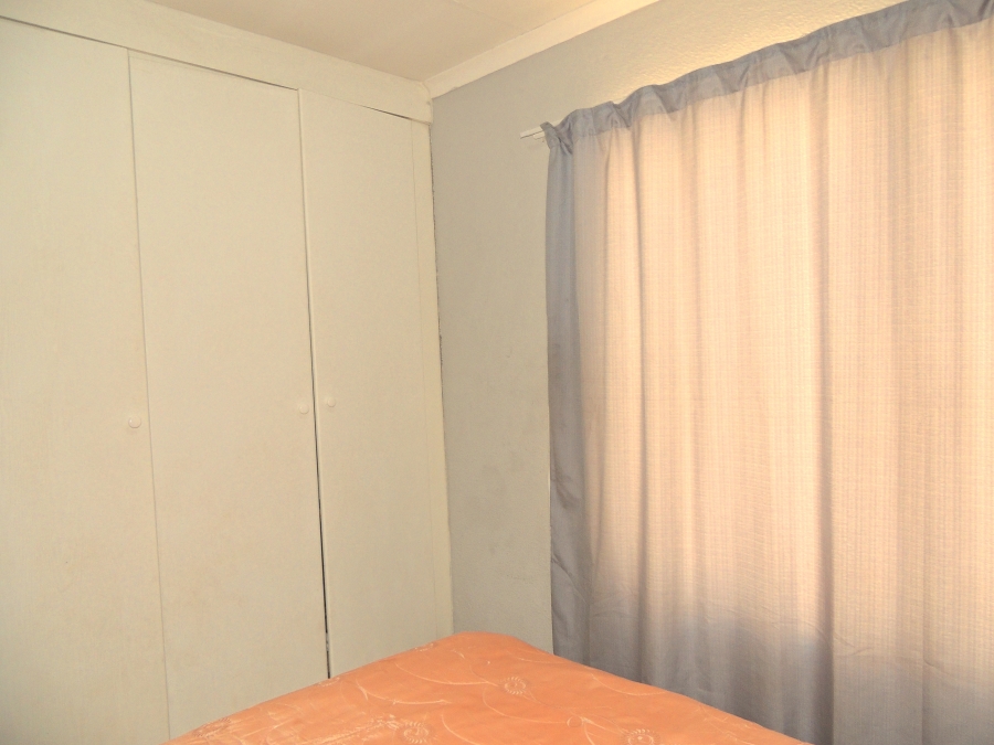 2 Bedroom Property for Sale in Willowbrook Gauteng