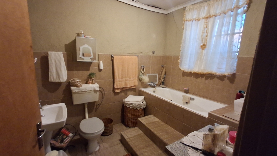 To Let 3 Bedroom Property for Rent in Rensburg Gauteng