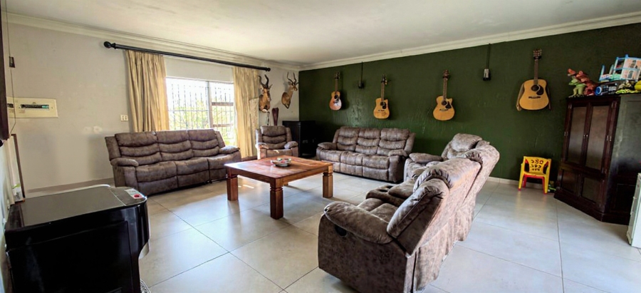4 Bedroom Property for Sale in Beckedan Gauteng