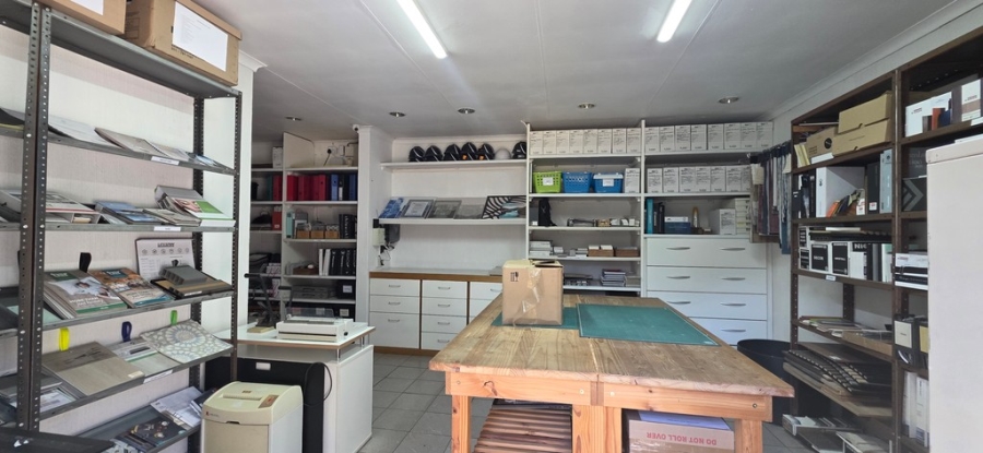Commercial Property for Sale in Gallo Manor Gauteng