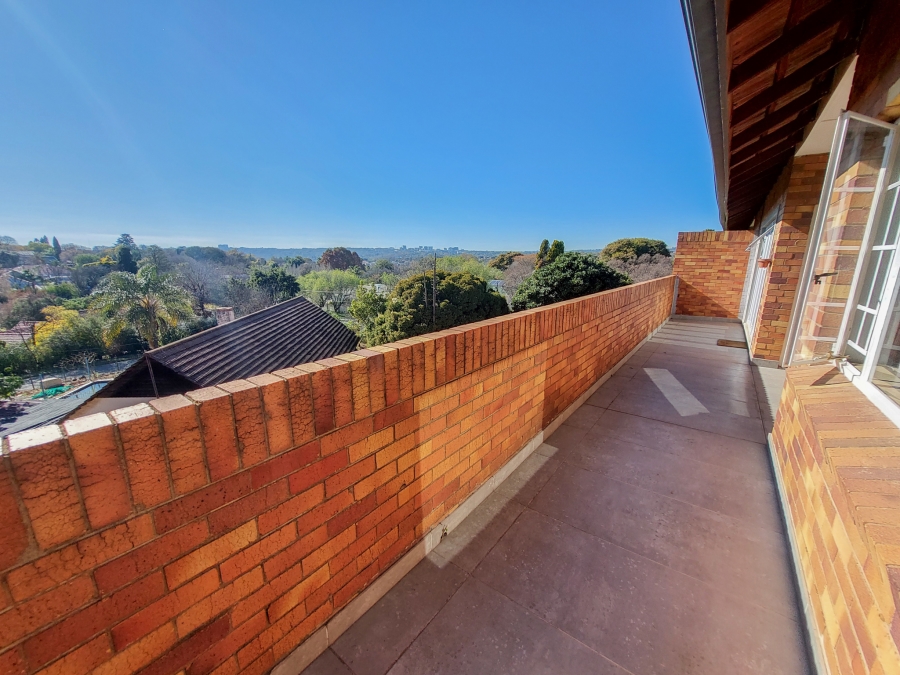 To Let 3 Bedroom Property for Rent in Linden Gauteng